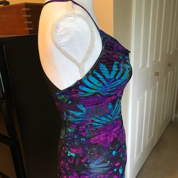 GUESS FLORAL RUCHED DRESS - Picture 3 of 8